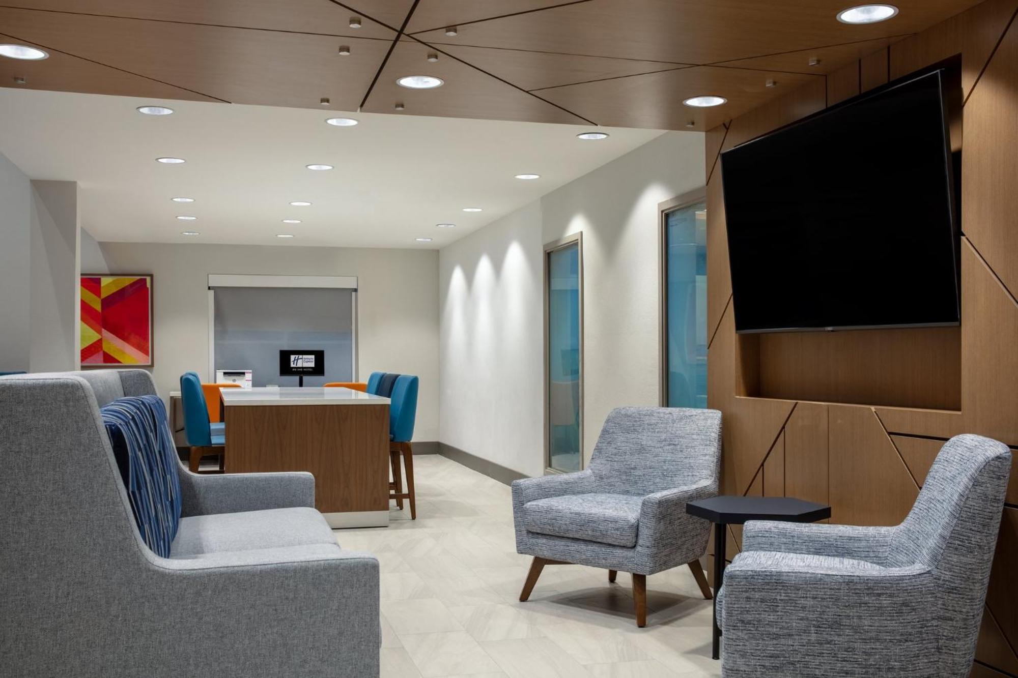 Holiday Inn Express Turlock By Ihg Dış mekan fotoğraf