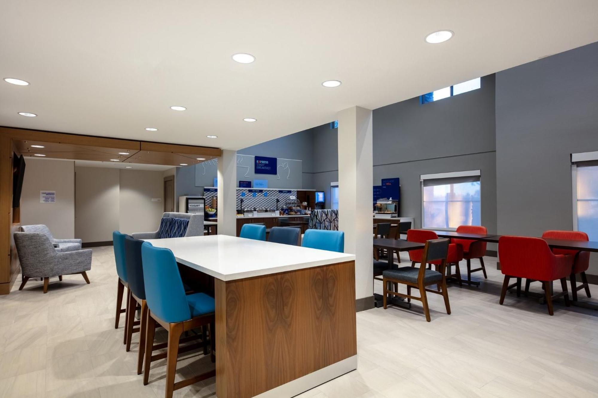 Holiday Inn Express Turlock By Ihg Dış mekan fotoğraf