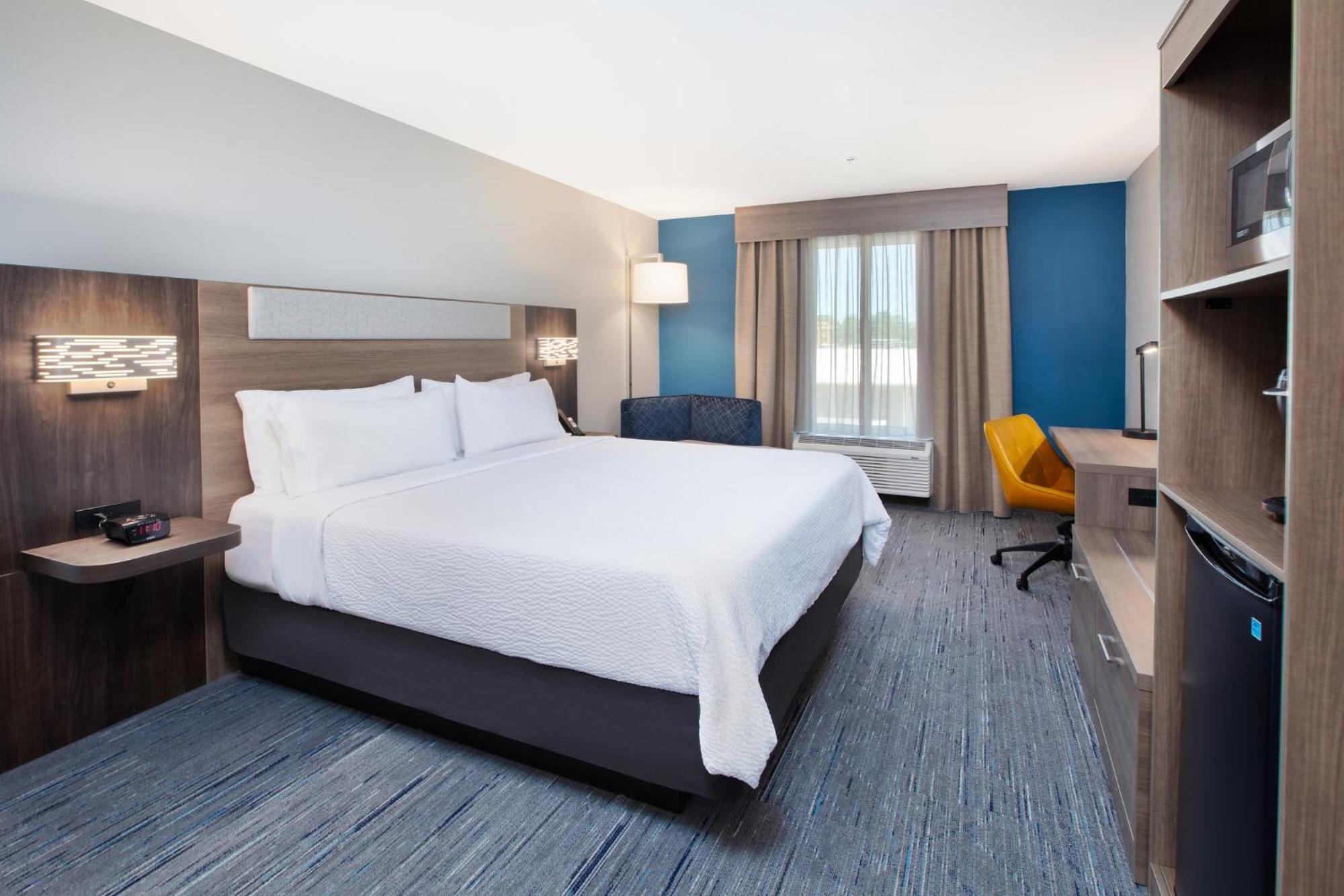 Holiday Inn Express Turlock By Ihg Dış mekan fotoğraf