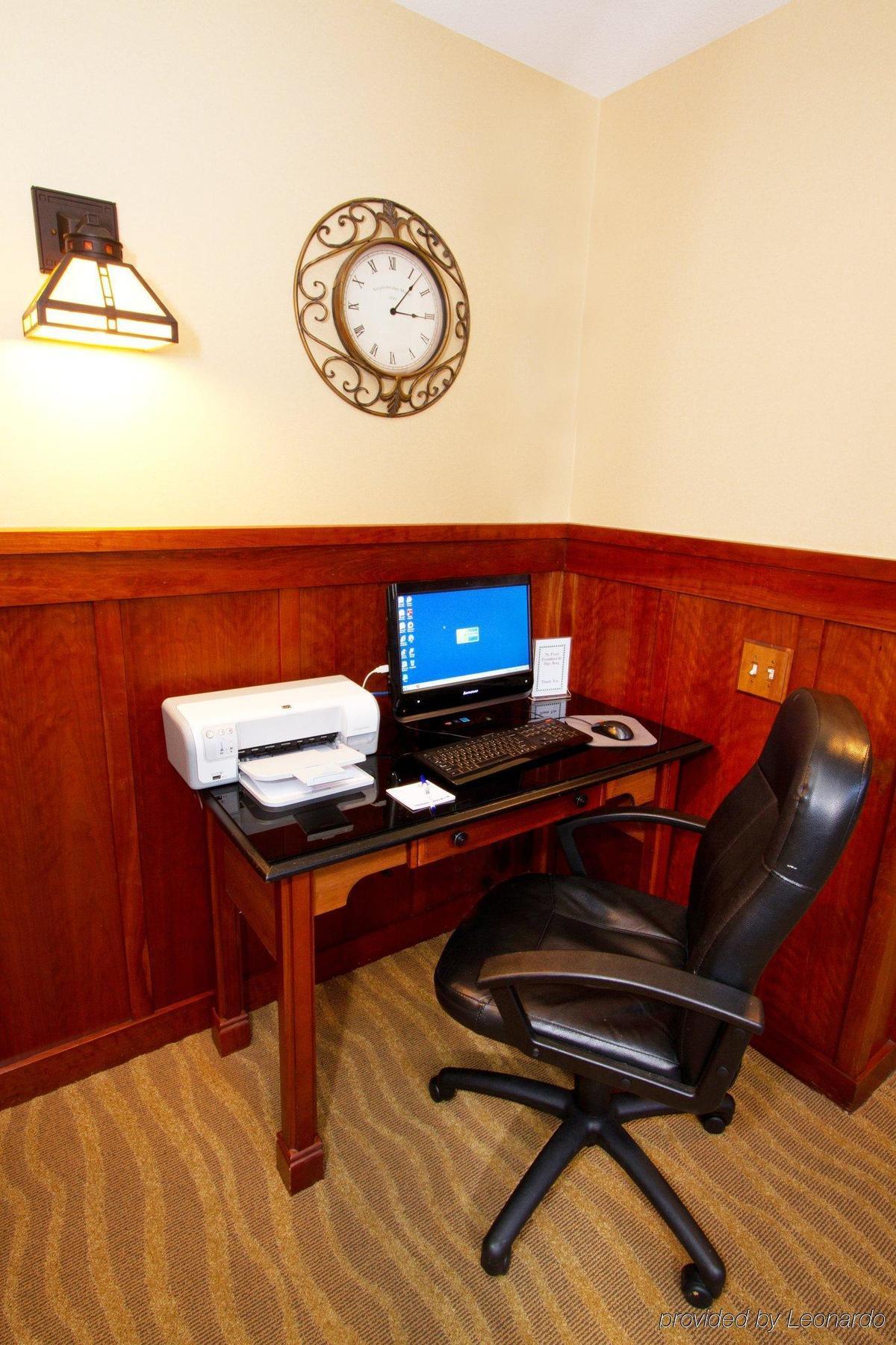 Holiday Inn Express Turlock By Ihg Dış mekan fotoğraf